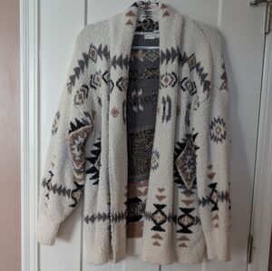 Blu Pepper Cream and Black Aztec Patterned Cozy Cardigan